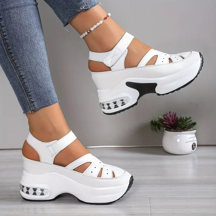 Lorraine | The Supportive Platform Sandal