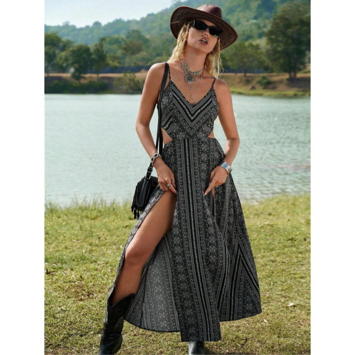 Clarinda| Casual Deep V-Neck Shirred Sleeveless Maxi Dress