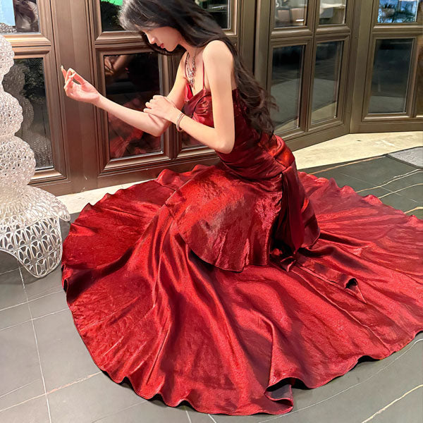 Vianne| Glamorous Ruffled Maxi Dress