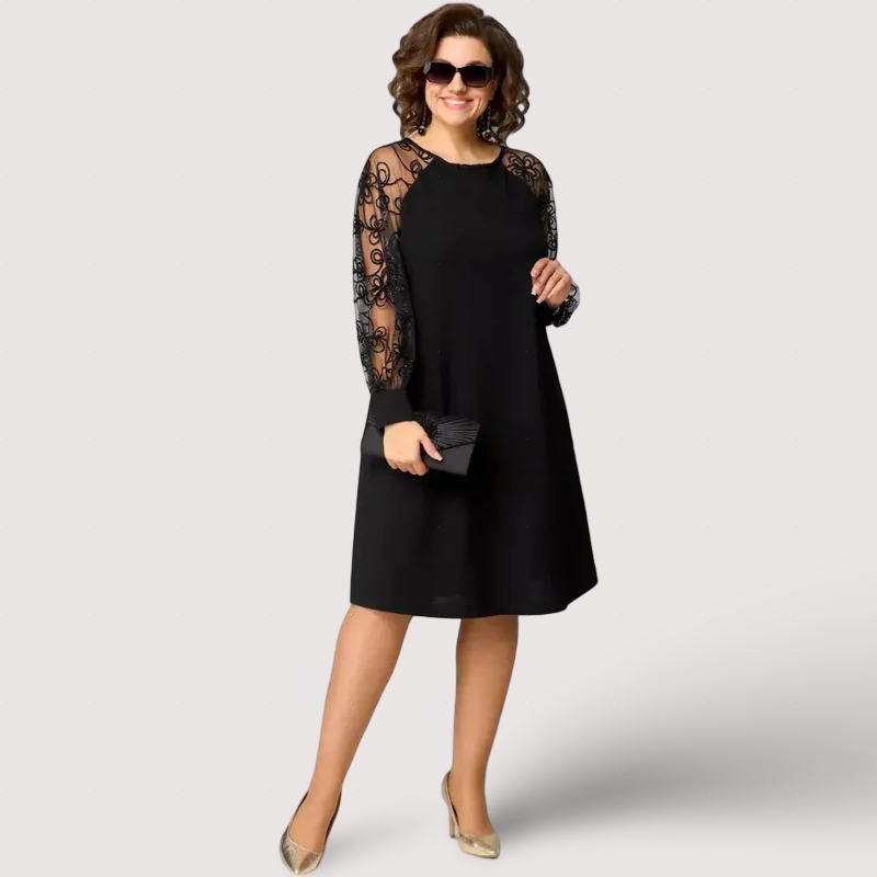 Séraphine | The Black Dress With Lace Sleeve